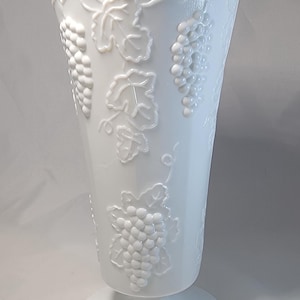 Vintage 1950&#39;s Colony Glass Harvest Grapes Pattern White Milk Glass Footed Vase 9 7/8&quot; x 4 3/4&quot;