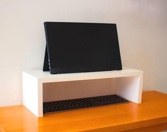 Suporte de monitor minimalista branco, prateleira de mesa, organizador de mesa, prateleiras de balcão de cozinha, armazenamento de cozinha, porta-tempero