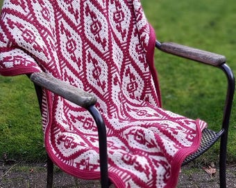 Atemberaubende, sich wiederholende Design-Häkeldecke - nur Wein- und Rosenüberlagerungs-Mosaikmuster