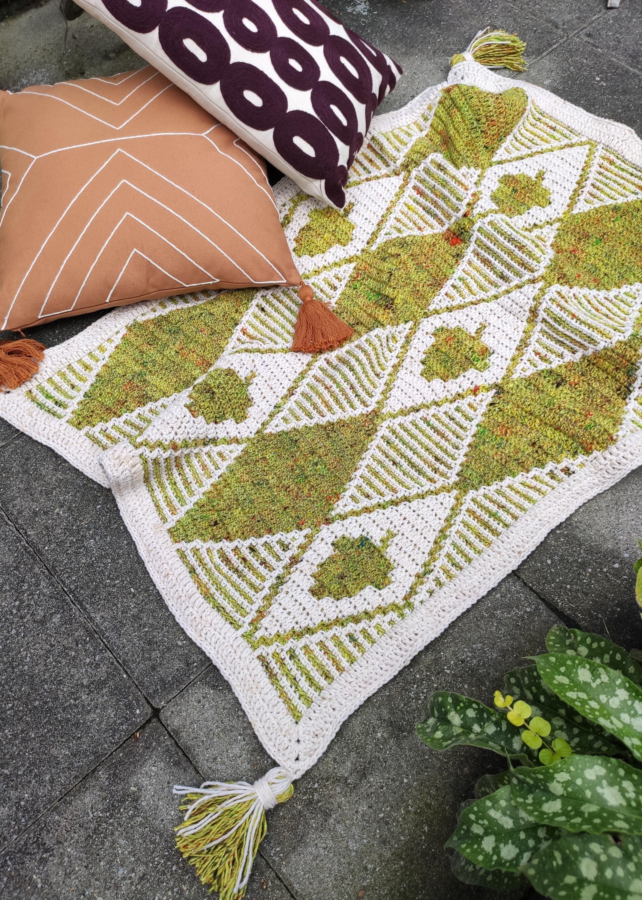Argyle Acorns Mosaic Crochet Pattern: Fall Blanket Throw