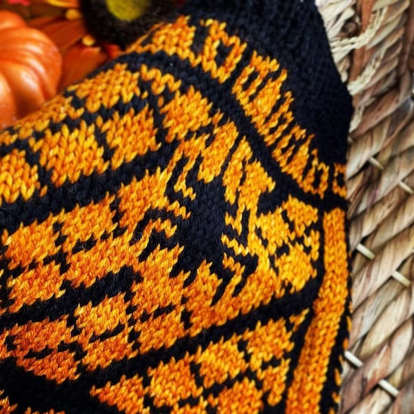 Spooky Cowl Knit PATTERN ONLY, jack o lantern, pumpkin, halloween cowl, neck warmer, spider pattern, beginner friendly, knitting pattern