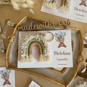 Nom de bébé personnalisé arc-en-ciel en macramé fait main, cadeaux commande groupée, porte-clé en macramé, cadeaux de naissance avec carte, cadeaux pour bébé