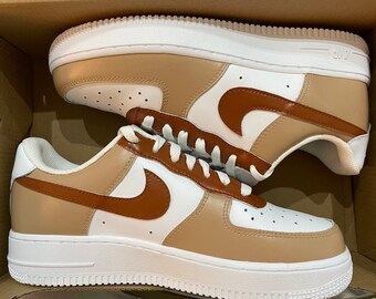 nude nike hightops
