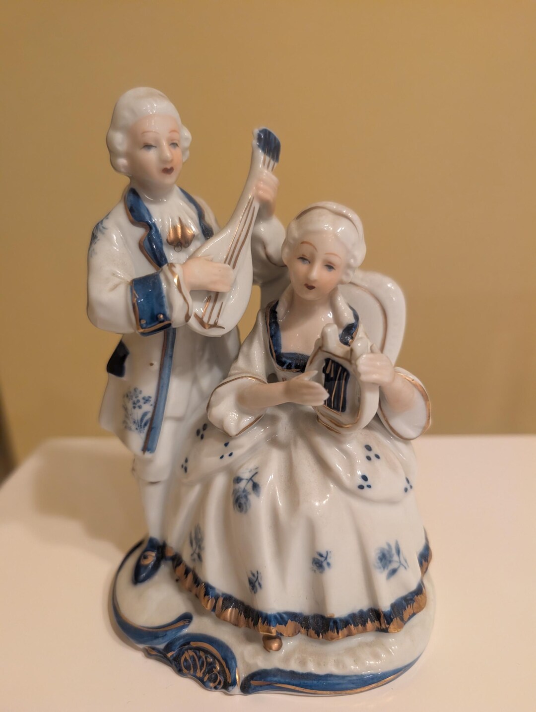 RARE- Figurine KIC Porcelain Colonial Couple Playing Music Instruments ...