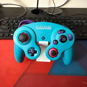 PHOB 2.0.5 Emerald / (Wario back) Gamecube Controller - "The Sauce"