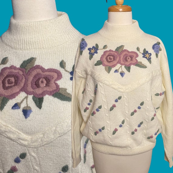 Vintage Floral Grannnycore Embroidered 90's Sweat… - image 1