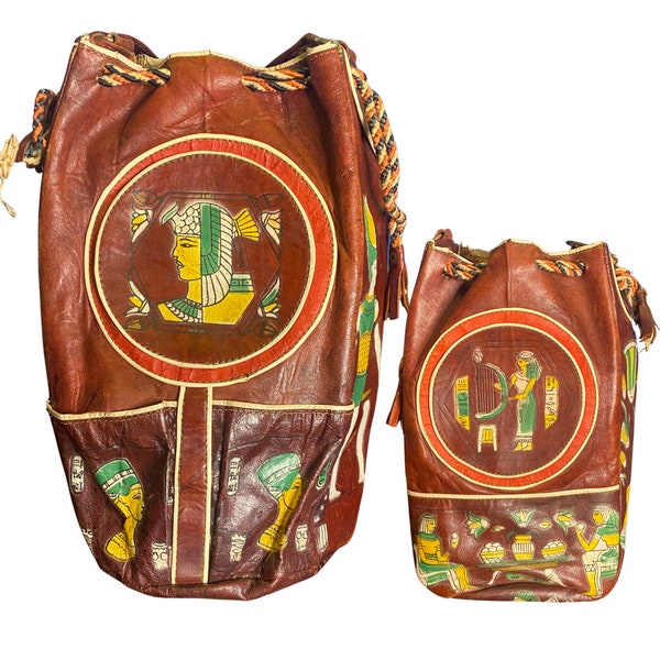 sac seau en cuir vintage des années 1970 avec motifs égyptiens