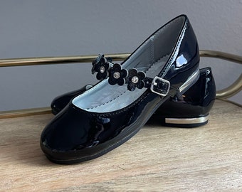 Black Girl's Mary Jane shoes, Adjustable strap closure, Classic, elegant shoes, dress shoes, Wedding, Party