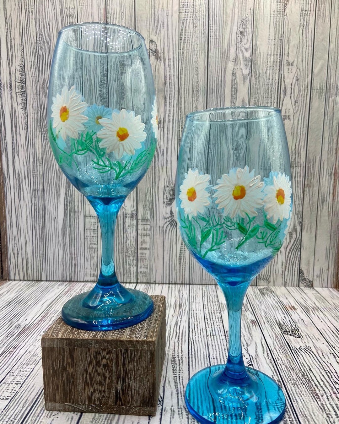 Hand Painted Daisy Wine Glasses Etsy