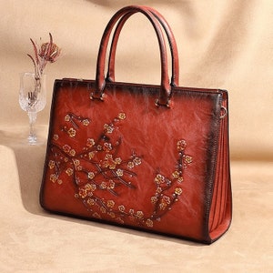 100% Genuine Cowhide Leather Vintage Luxury Designed Handbags / Embossed Women's Retro Shoulder Tote Bag