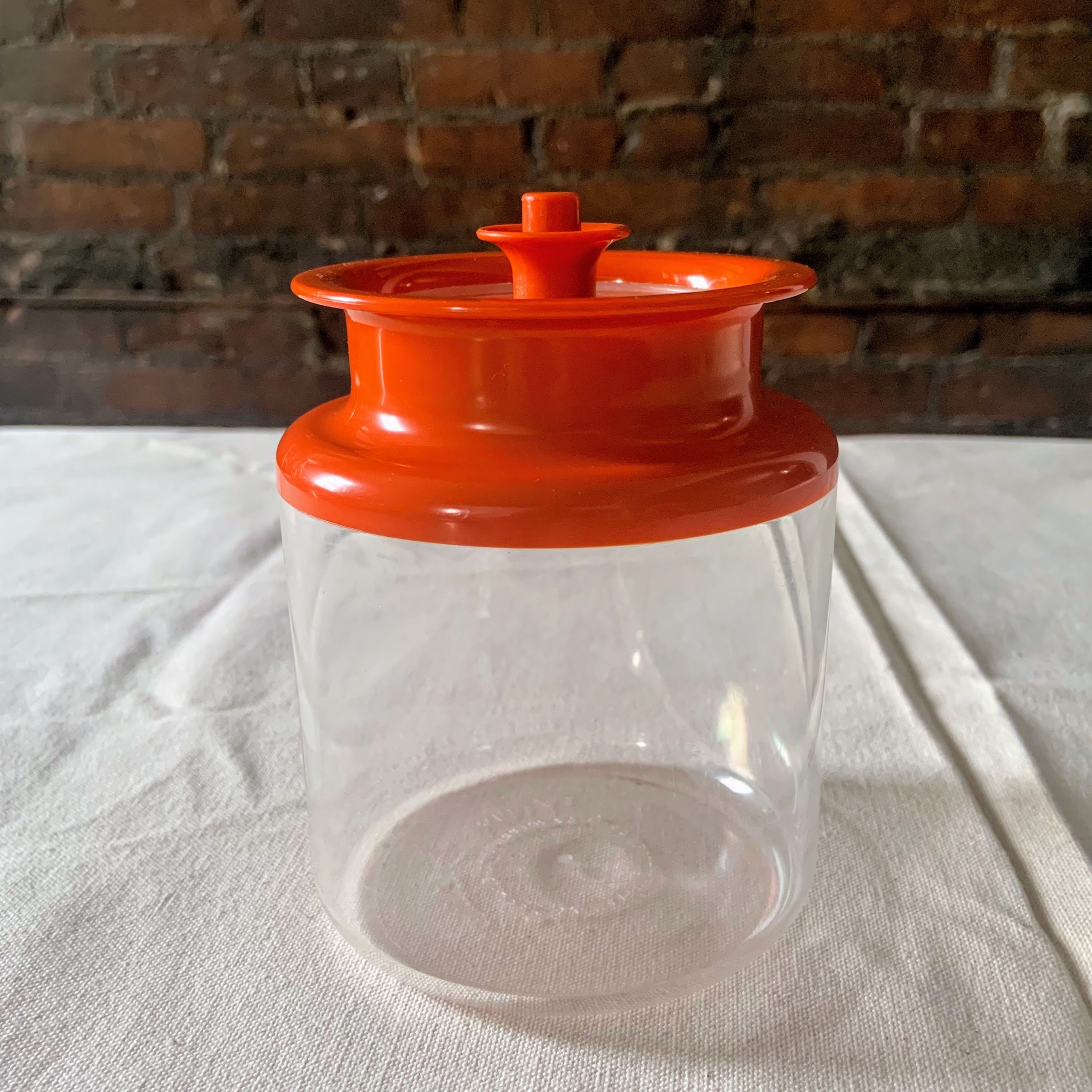 Tupperware Container With Push Lid. - Etsy