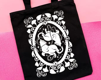 Schwarze mystische Katze Einkaufstasche Canvas // Gothic Okkulte Magische Wiederverwendbare Folk Illustration Tasche