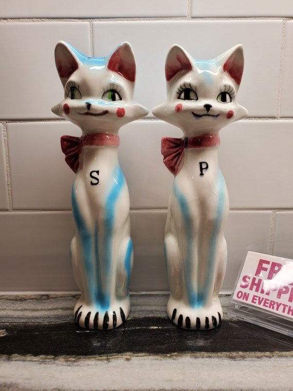 MCM Kitty Cat Salt & Pepper Shakers - Vintage - Etsy