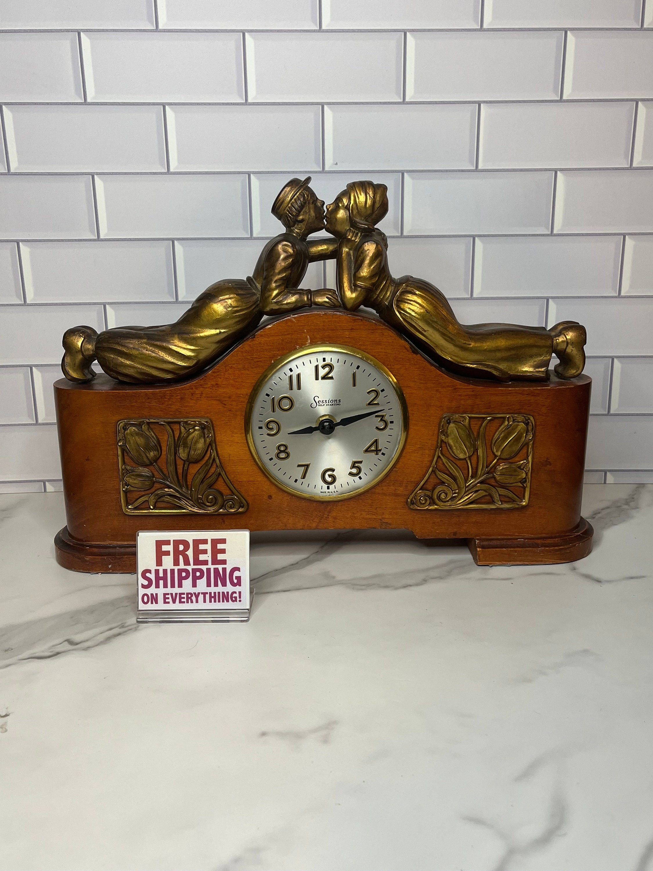 Art Deco Sessions Mantle Clock - Kissing Dutch Couple - 1940's