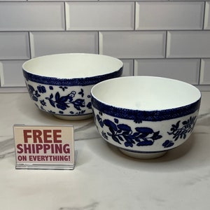 England Coalport Pair of Bowls - Blue & White - Vintage