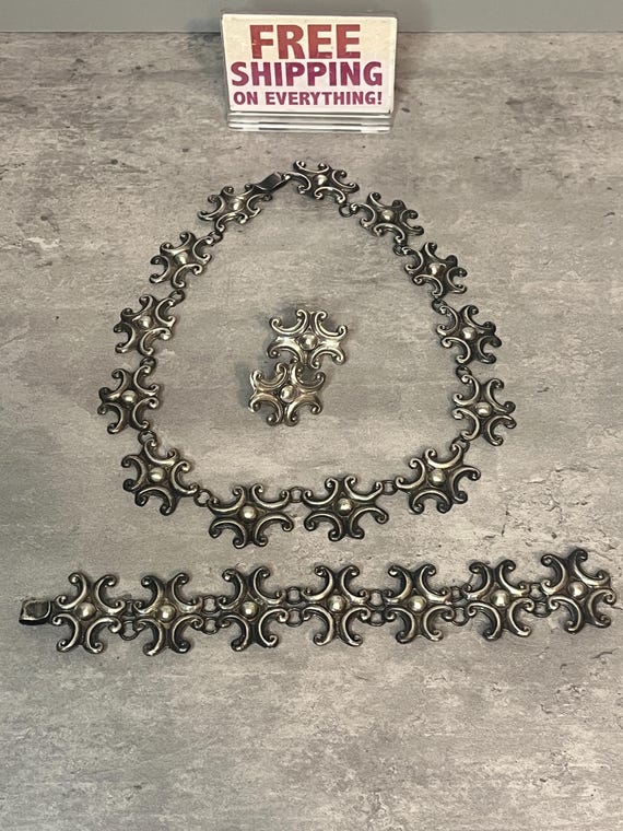 1940s Vintage Taxco Mexico Silver Jewelry Set - Earrings, Bracelet & Necklace