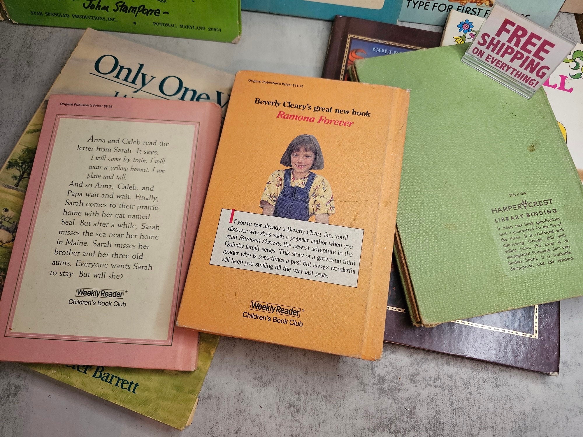 ヴィンテージハードカバーの子供向け絵本12冊セット：装飾ディスプレイ