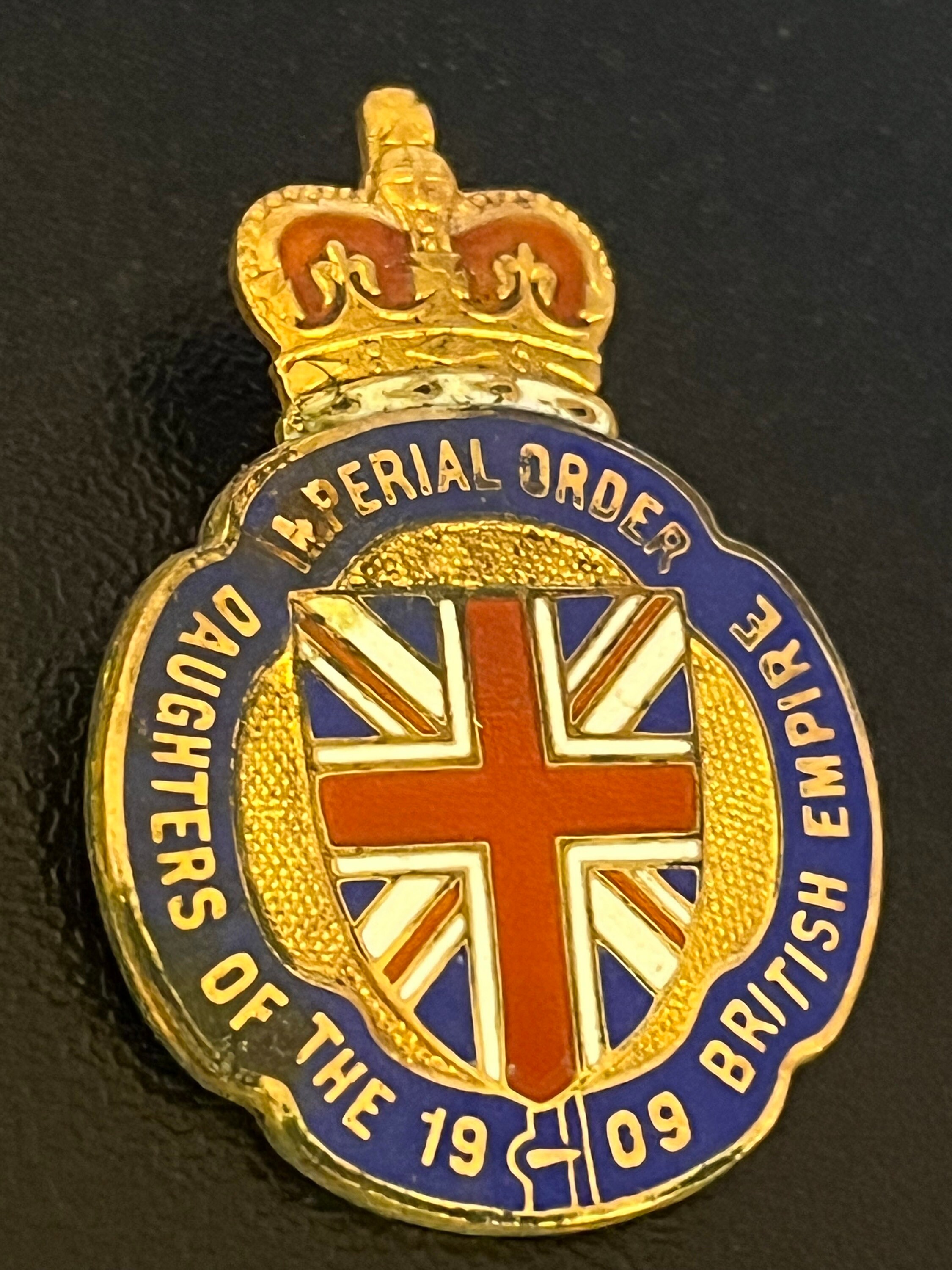 Imperial Order Daughters of the British Empire 1909 Lapel Pin 