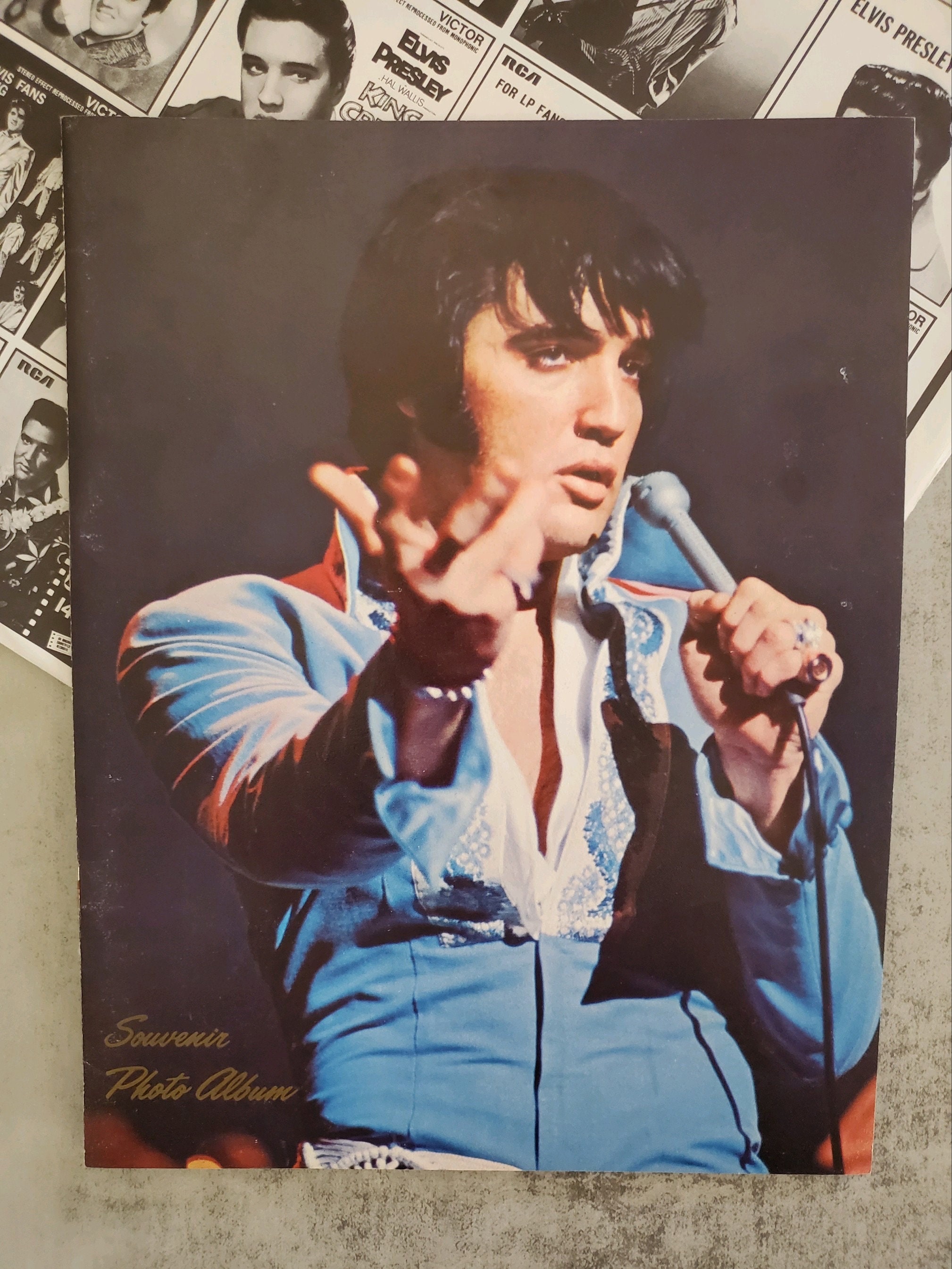 Vintage Elvis Presley Vinyl Record: Worldwide 50 Gold Award