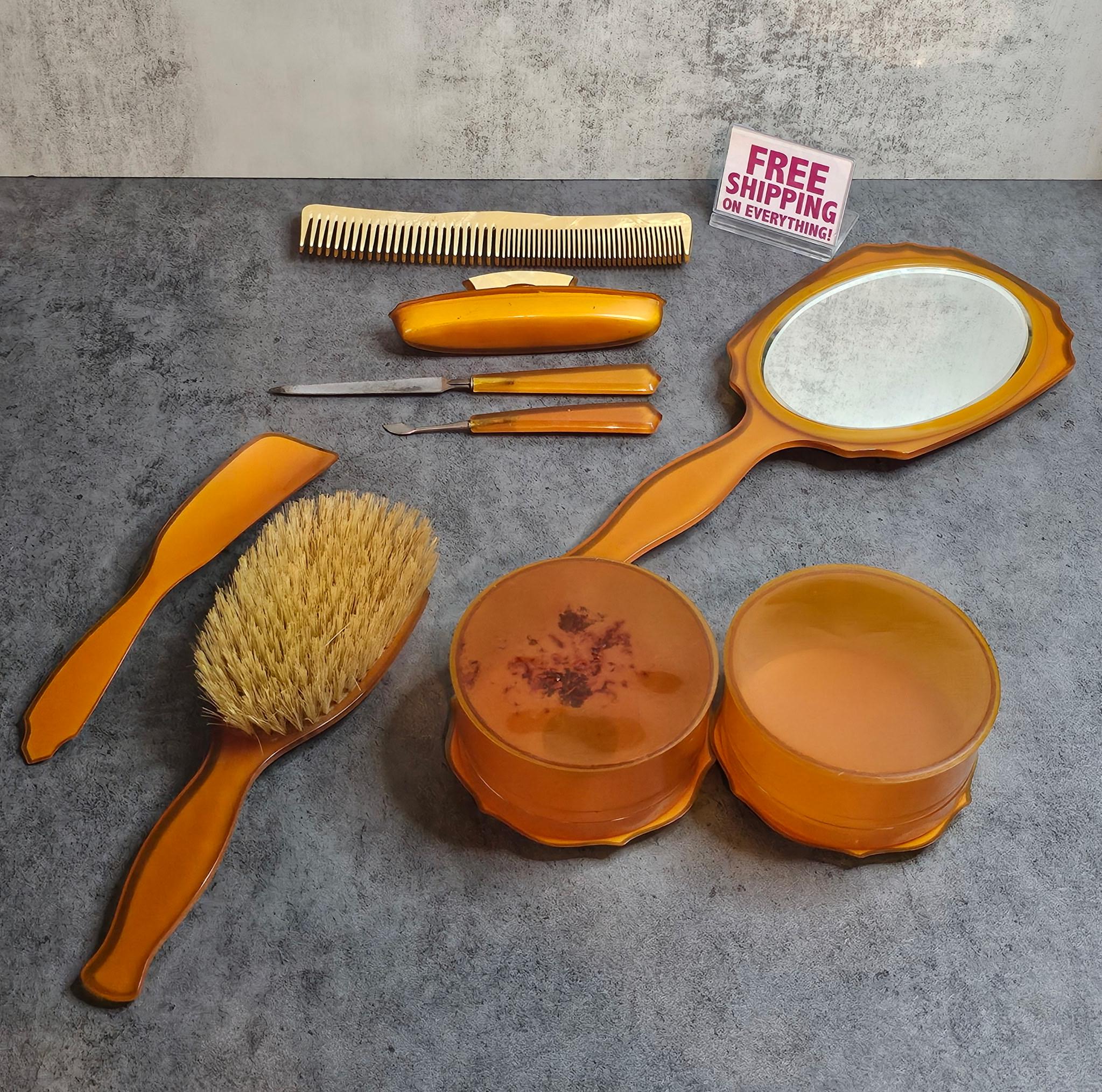 Vintage Butterscotch Bakelite Vanity set Vintage Marbled Butterscotch Bakelite Vanity Set: 9-piece  main image 4