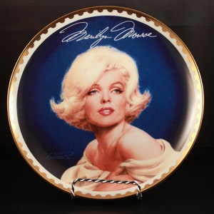 Marilyn Monroe Collector&#39;s Plate - Satin and Cream  - 1996