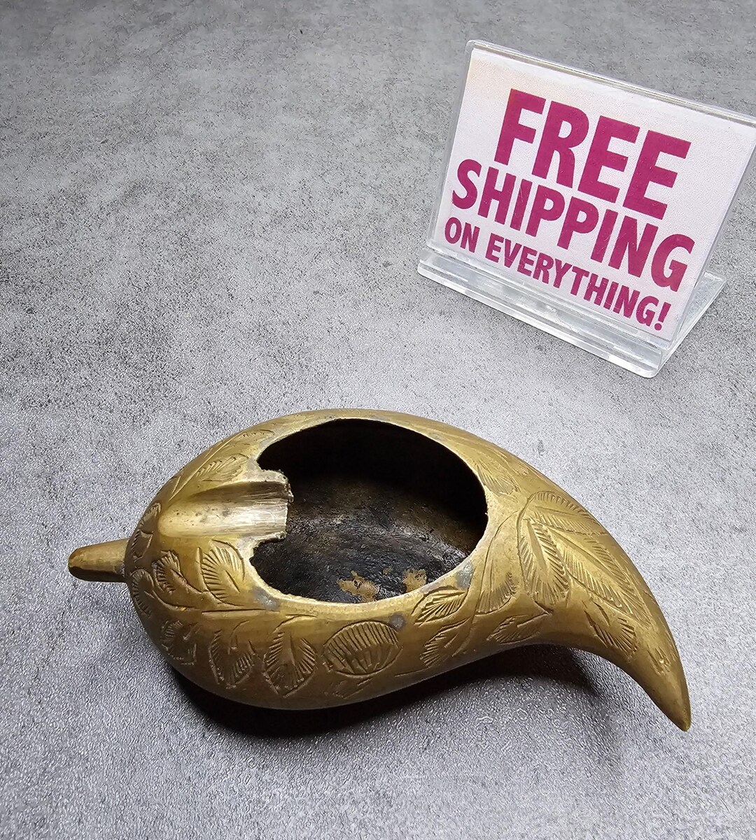 Vintage 1970s Brass Mango-shaped Ashtray – World Gift, India - Etsy