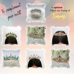 Puede incluir: Seis estilos diferentes de tiaras con pedrer&iacute;a y gemas de colores. Las tiaras se muestran en almohadas blancas. El texto "To complement your outfit" y "optional Check our listing of Tiaras" es visible en la imagen.