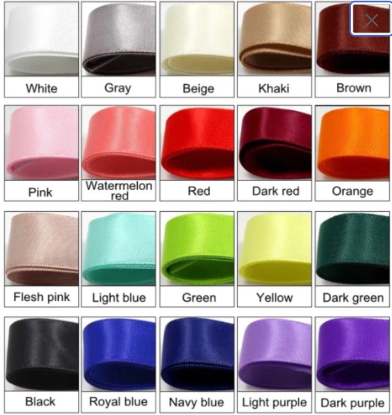 Puede incluir: Una carta de colores de 20 colores de cinta de sat&eacute;n diferentes. Los colores est&aacute;n dispuestos en cinco filas de cuatro colores cada una. Los colores son: blanco, gris, beige, caqui, marr&oacute;n, rosa, rojo sand&iacute;a, rojo, rojo oscuro, naranja, rosa carne, azul claro, verde, amarillo, verde oscuro, negro, azul real, azul marino, morado claro y morado oscuro.