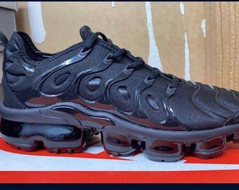 personalised vapormax