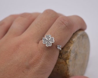 Anxiety Fidget Ring 4 Leaf Clover Spinning Sterling Silver Adjustable Good luck charm Personalised Gift Tag