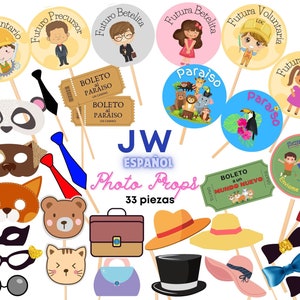 Könnte beinhalten: Ein Set mit 33 Foto-Requisiten mit verschiedenen Themen, darunter Tiere, Hüte, Brillen und Tickets. Die Requisiten sind auf Karton gedruckt und an Holzstäbchen befestigt. Der Text "JW ESPANOL Photo Props 33 piezas" ist auf einem weißen Banner gedruckt.