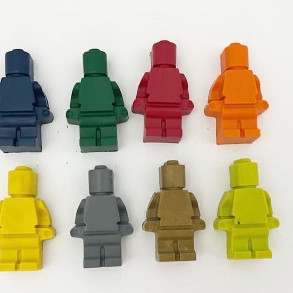 Set of 50 mini robot shaped crayons