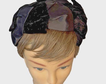 Vintage 1950's Women's Black Velvet Satin Fascinator Hat 6"x7" EUC