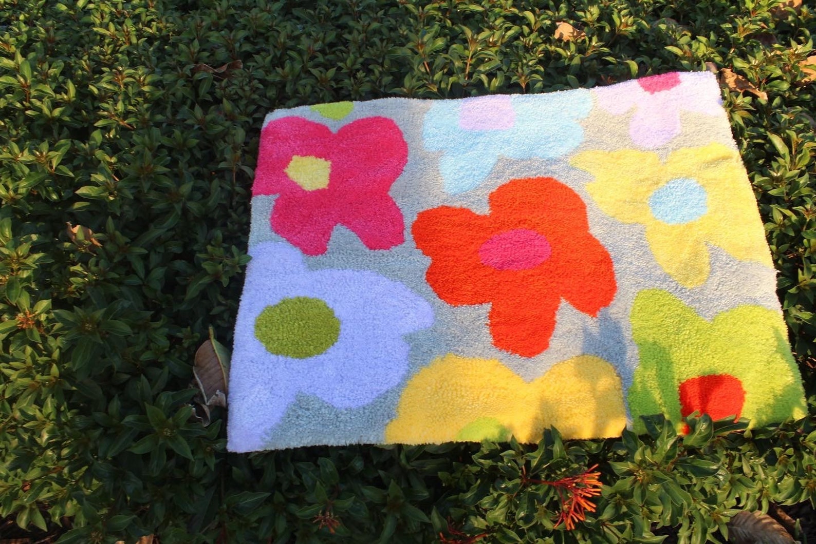 Multicolored Floral Tufted Rug Hand Tufted Daisy Rug Etsy