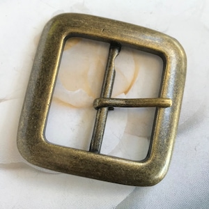 Męska retro mosiężna klamra do paska: solidna metalowa, modna, wyprodukowana w Australii