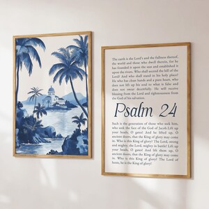 Peut inclure: Une illustration aquarelle bleue et blanche d'une scène côtière avec des palmiers et un bâtiment. Le texte "Psaume 24" est écrit dans une grande police décorative. Le texte sous le titre se lit comme suit : "Telle est la génération de ceux qui le cherchent, qui cherchent la face du Dieu de Jacob. Levez vos têtes, ô portes ! Et soyez élevées, ô portes anciennes, afin que le Roi de gloire puisse entrer. Qui est ce Roi de gloire ? Le Seigneur, fort et puissant, le Seigneur, puissant dans la bataille ! Levez vos têtes, ô portes ! Et élevez-les. Ô portes anciennes, afin que le Roi de gloire puisse entrer. Qui est ce Roi de gloire ? Le Seigneur des armées, c'est lui le Roi de gloire !"