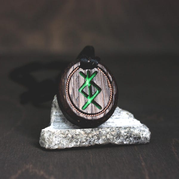 Protection Viking Rune Pendant With Glowing, Rune necklace, Norse necklace, Rune nordic necklace