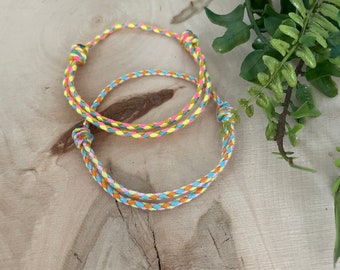 Bracelet en fil de coton tressé : style bohème imperméable réglable
