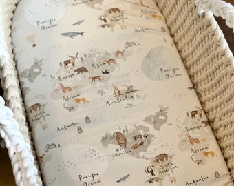 Animal Fitted Moses Basket Sheet, animal baby crib sheet, animal world bassinet sheet, baby Moses basket, animal baby bedding, world sheets.