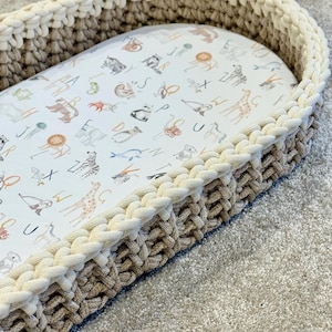 Handledning för virkad skötbäddskorg, handledning för virkad skötbäddskorg, mönster för virkad skötbäddskorg, handledning för skötbäddskorg, virkad skötbäddskorg i pdf-format.