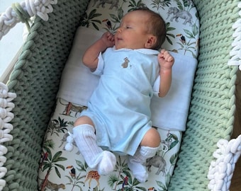 Safari Animal Fitted Moses Basket Sheet, jungle baby crib sheet, safari animals bassinet sheet, baby Moses basket, animal baby bedding.