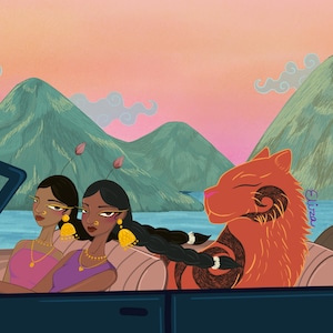 Op de afbeelding: Illustratie van twee vrouwen in een cabriolet met een tijger. De vrouwen dragen gouden sieraden en kleurrijke jurken. De tijger heeft een patroon en is oranje. Bergen en water op de achtergrond.