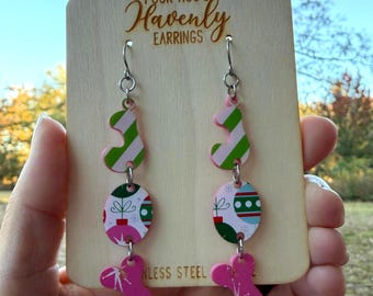 Retro JOY Christmas Earrings – Layered Acrylic in Pink, Green & Red Patterns