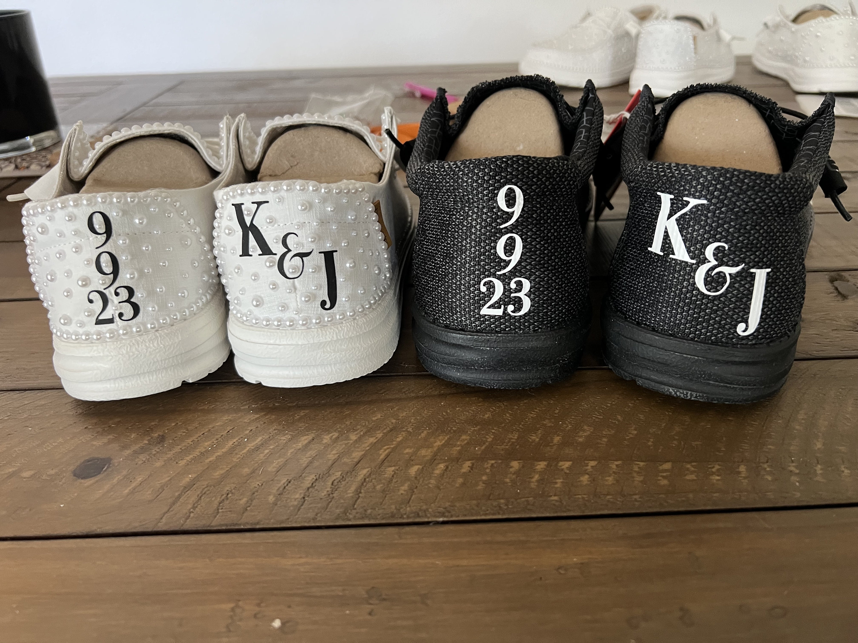 Black and gold sales shoes for kids