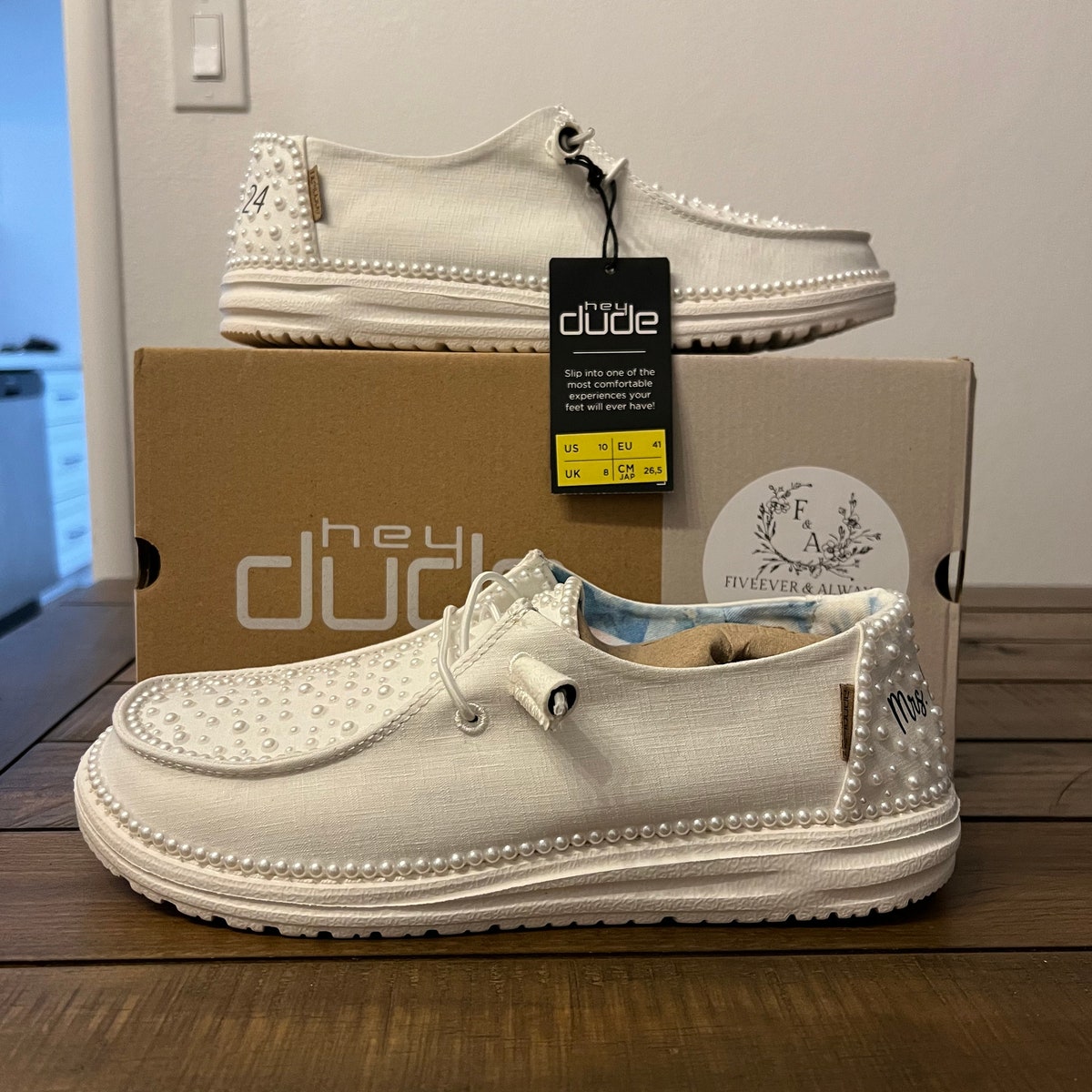 Custom Wedding/pearl Dude Shoes (smaller Pearls) - Perfect Bridal Shower Gift, Anniversary Gift, Christmas Gift, Gift for Her, and More! - Etsy