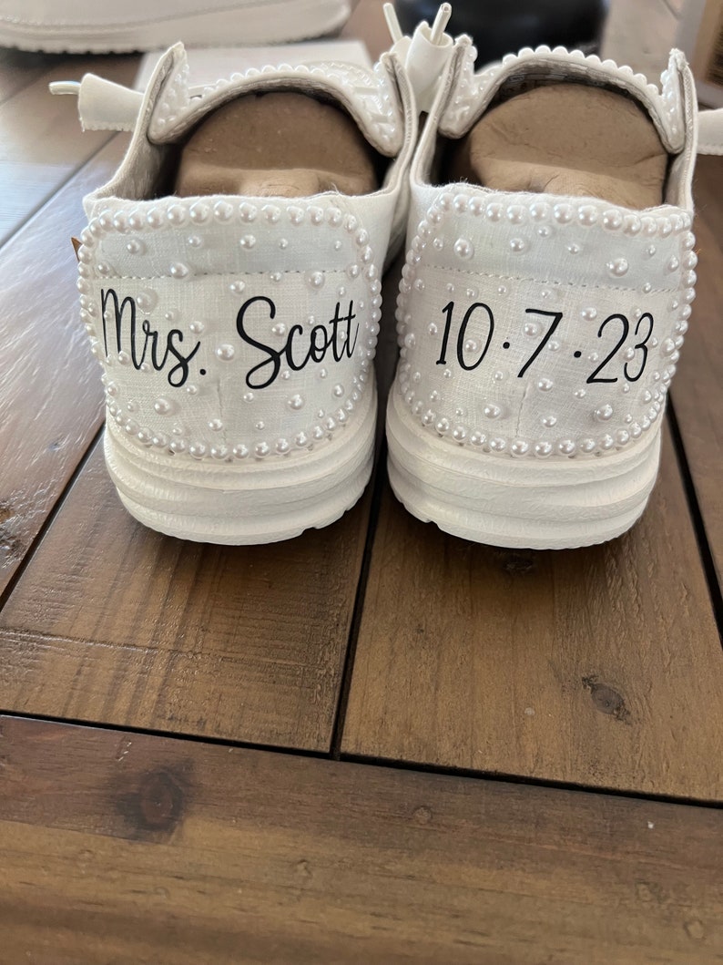 Custom Wedding/Pearl Dude Shoes smaller pearls Perfect Bridal shower gift, Anniversary gift, Christmas Gift, Gift for her, and more imagem 6