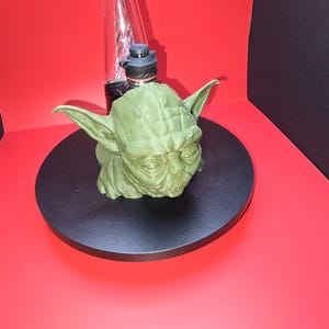 Yoda Puffco stand