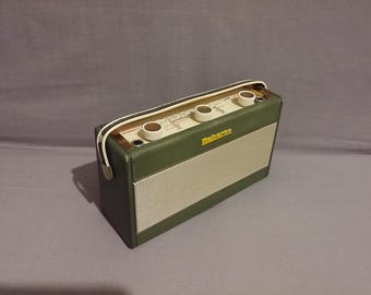 1968年製、緑色のヴィンテージラジオ、Roberts R303、アナログ2バンド、LW、MM