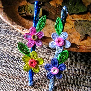 Fermagli per capelli a forma di fiore di carta,Fiori di carta riciclati,Gioielli riciclati,Piccoli fermagli per capelli,Gioielli di carta,Fiori fermagli per capelli,Accessori riciclati,Metallizzati