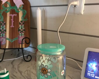 16 oz ombre green glass tumbler choose happy daisy theme with customized lid, chapstick holder, 4 oz shot glass combo